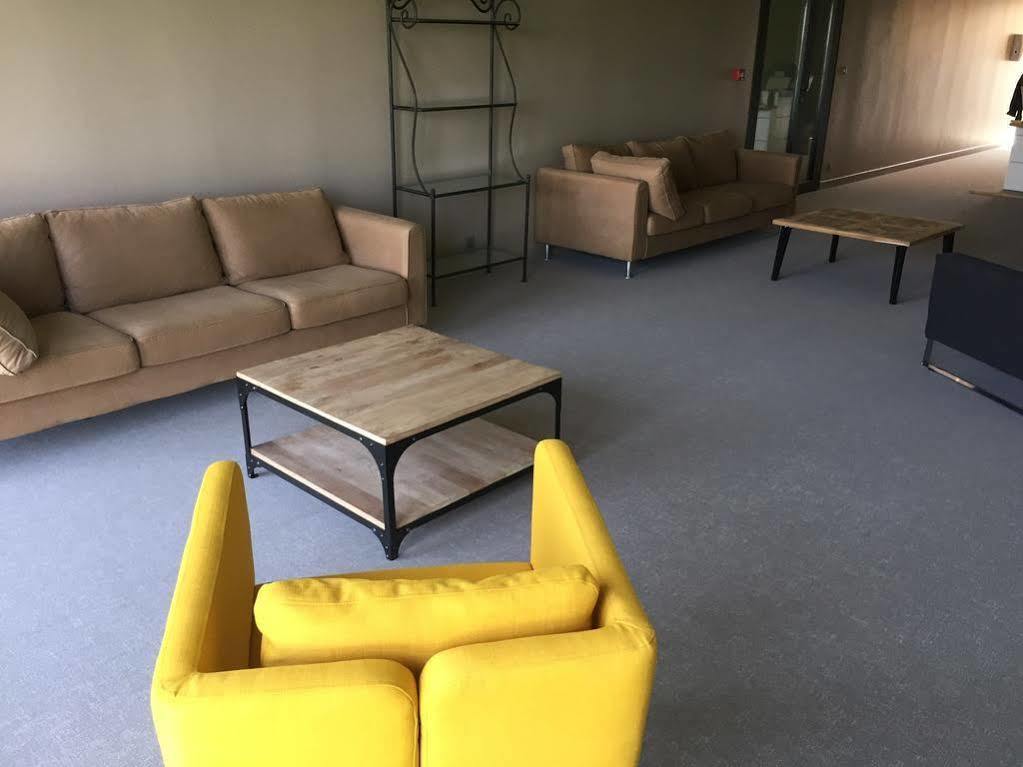 Dans Les Vignes Hotel Chamery Ngoại thất bức ảnh